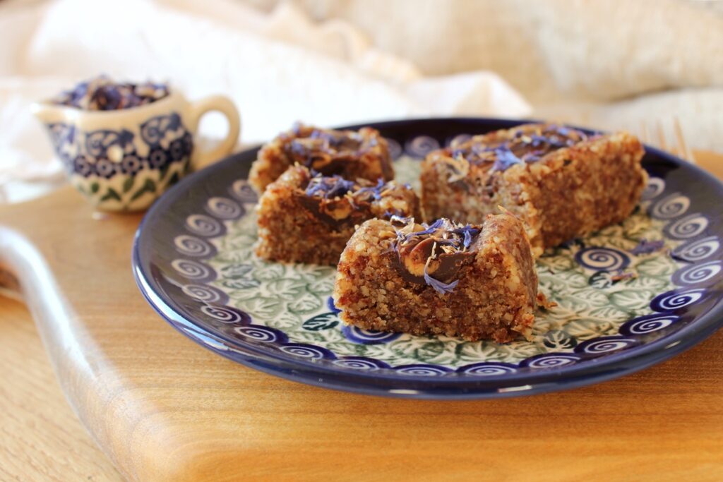 ciastka orzechowo daktylowe